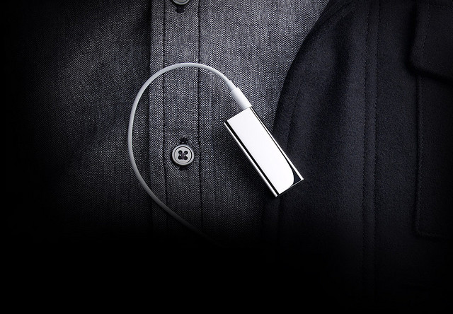 iPod shuffle stainless steel (Aeternitas, FlickR)