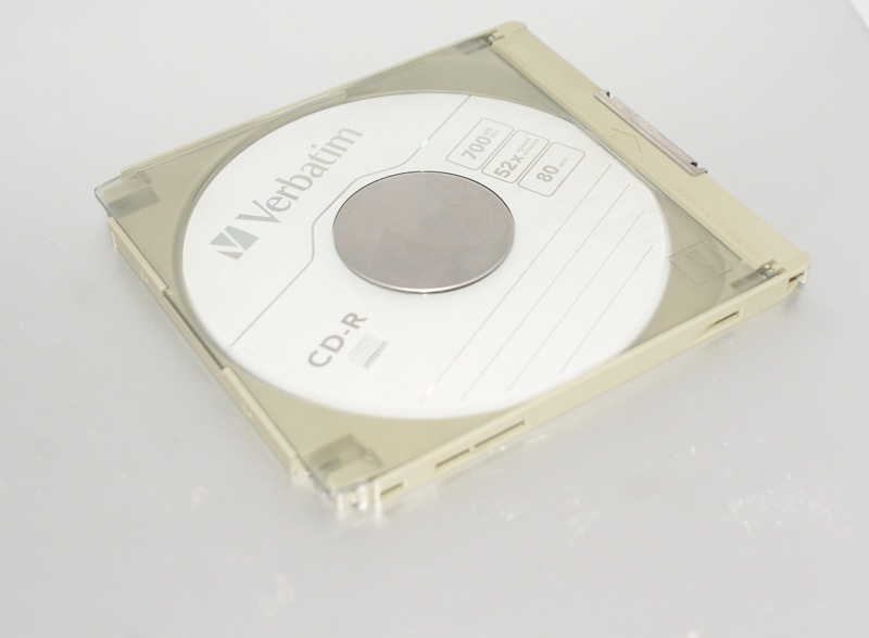 Un CD-R dans sa cartouche