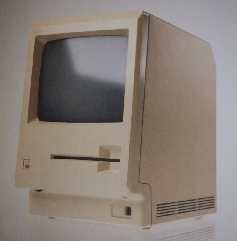 Un Macintosh avec lecteur 5,25 pouces