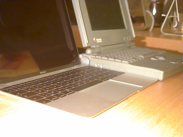 MacBook et PowerBook (24 ans plus tard)
