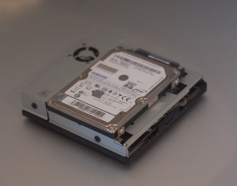 Un disque dur 2,5 pouces en interne