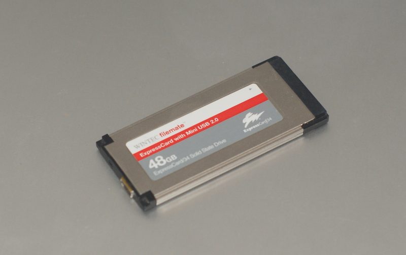 Le SSD et sa prise USB