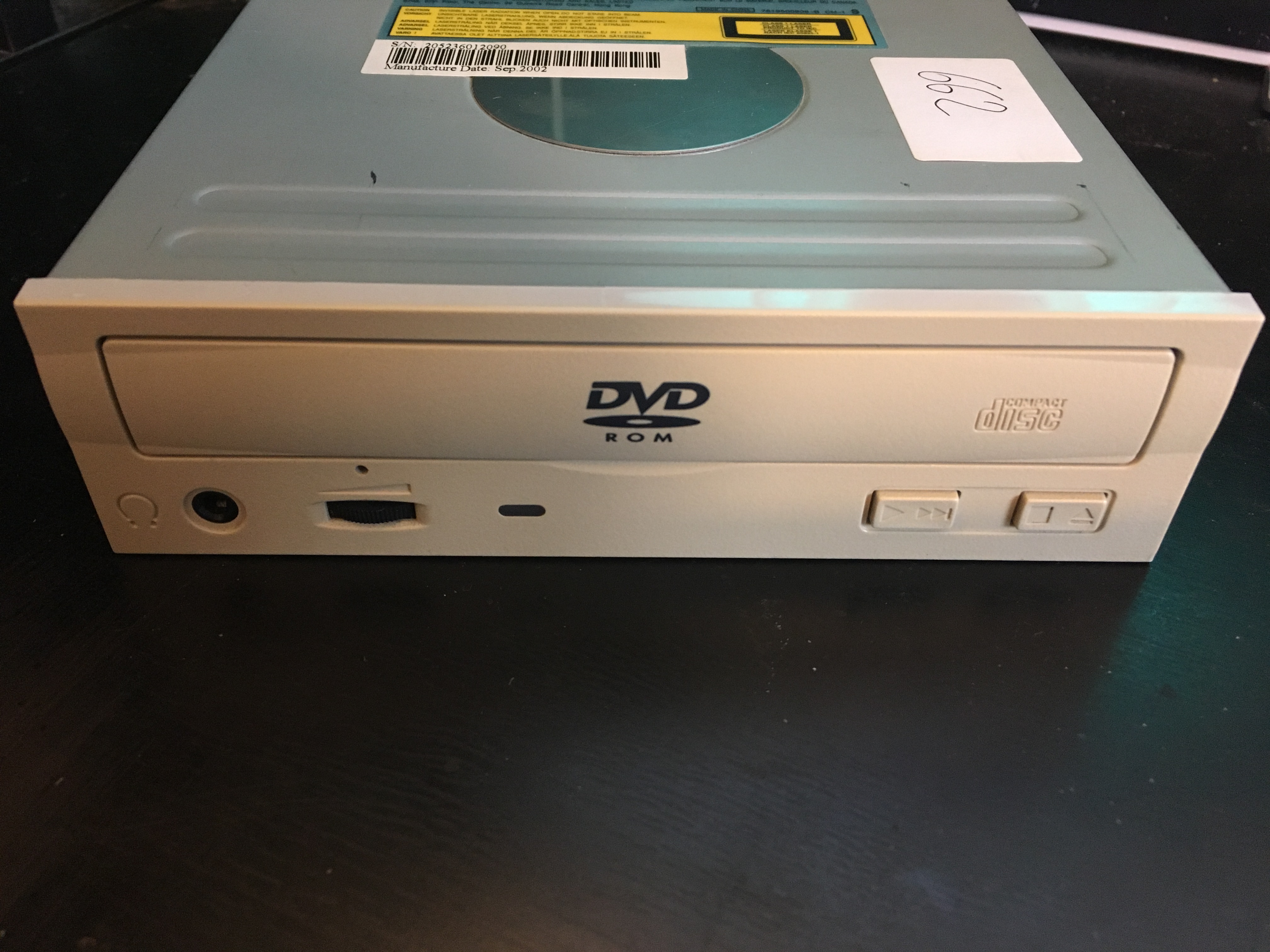 MONTAGE PC - Câblage du lecteur CD ou DVD