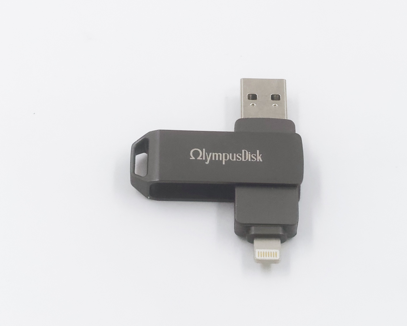 Une clé USB Lightning qui n'a pas besoin d'application – Le